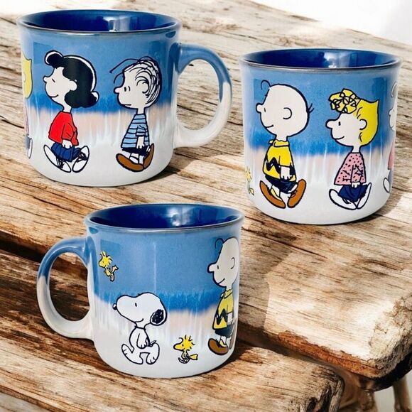 NWT Gorgeous Peanuts Snoopy & Friends Around Blue & White Jumbo Mug 20 Oz - Picture 1 of 16